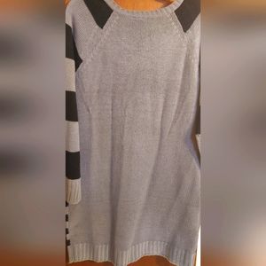 BEAUTIFUL WINTER SWEATER DRESS BLACK AND GREY STRIPES